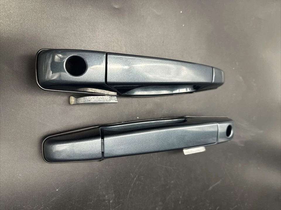 Manija de puerta delantera de 2 piezas 07-13 para Chevy Tahoe GMC Yukon Sierra Denali OEM Foto 3 de 4