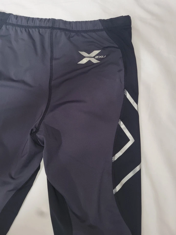 2XU Elite Women's Size Large MCS Compression Tights Leggings Black & Gray - Image 2 of 4