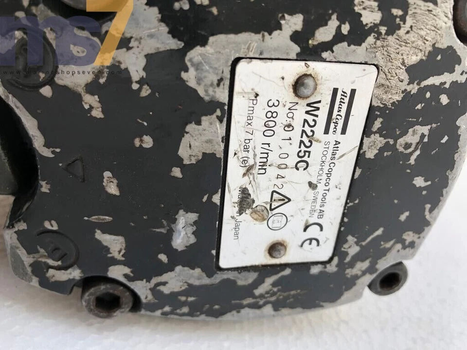 LLAVE NEUMÁTICA DE IMPACTO DE AIRE ATLAS COPCO W2225C UNIDAD DE 1" 600-1100 FT LBS Foto 3 de 4