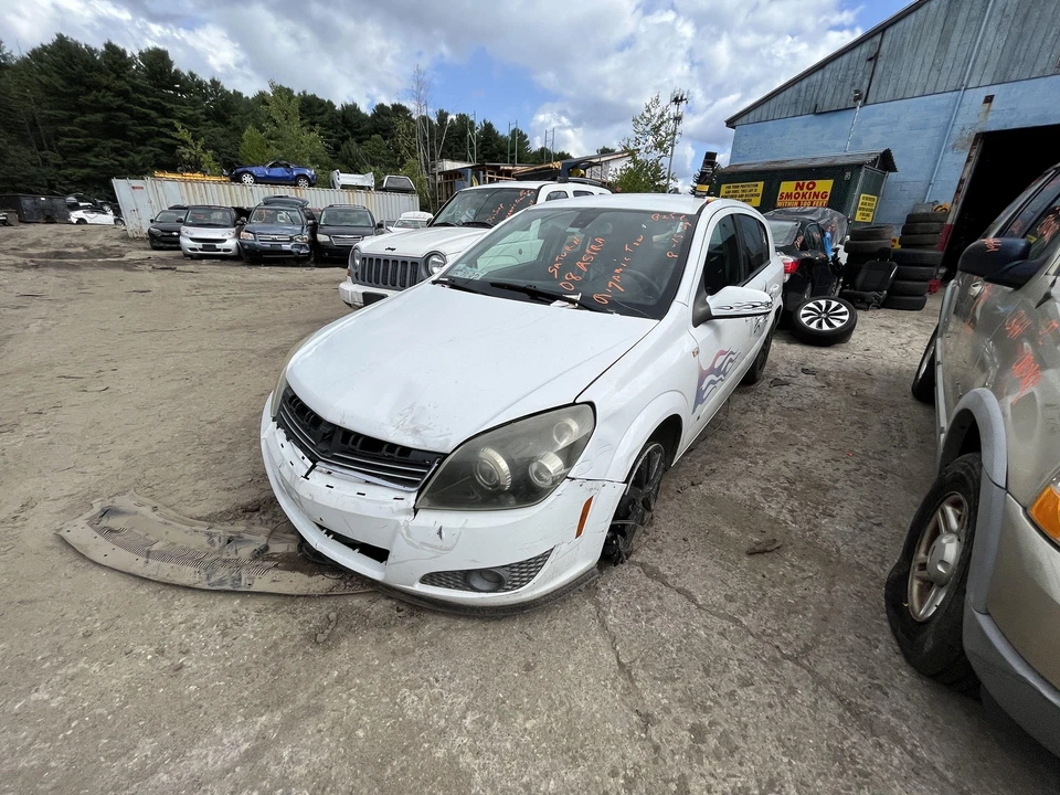 Guardabarros izquierdo SATURN ASTRA 08 09 Foto 4 de 4