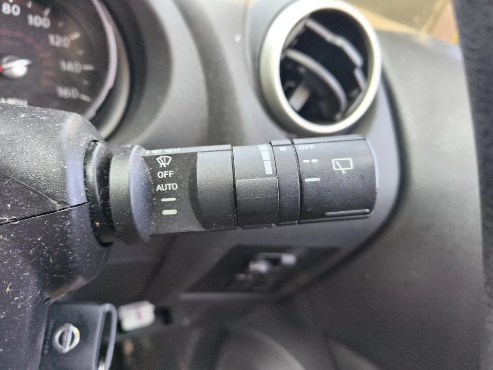 NISSAN QASHQAI 2007-2013 WIPER & INDICATOR STALK & SQUIP - Image 2 of 3