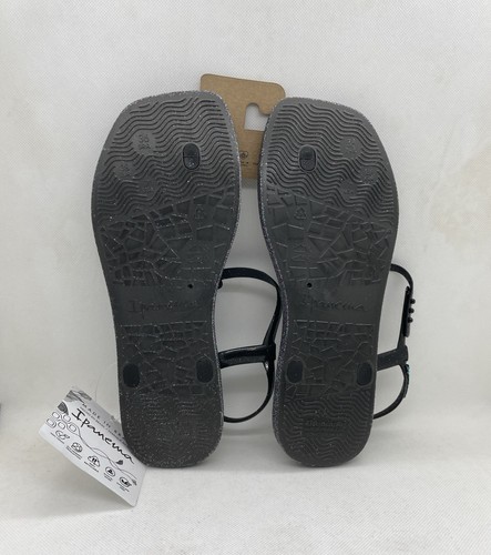 Ipanema Class Edge Glow T-Strap Thong Sandal, Black Glitter, Women’s Size 7US - Picture 2 of 7
