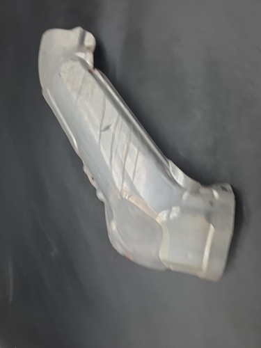 2012-2015 BMW 650I - REAR Right Turbo HEAT Shield / Cover Plate 7576999 P4-971R - Picture 2 of 8