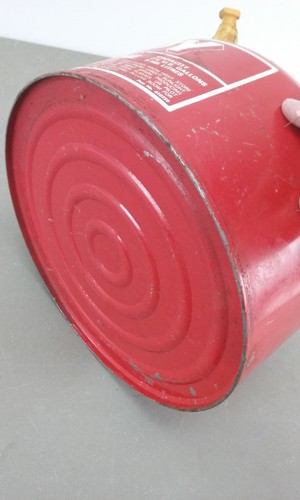 vintage Lawn Boy 2 1/2 Gallon Red Metal Round Gasoline Can - Picture 13 of 13