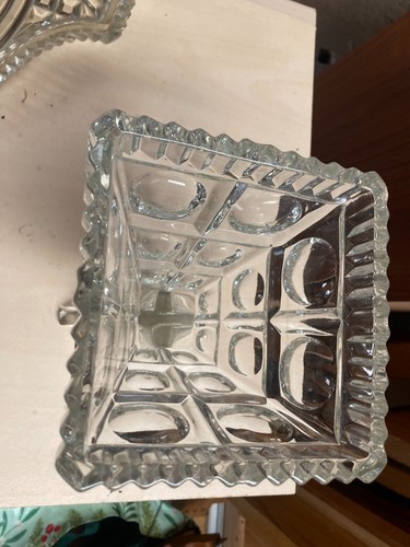 Jarrón de cristal cuadrado pesado Art Deco vintage joyero con patas - Imagen 4 de 5