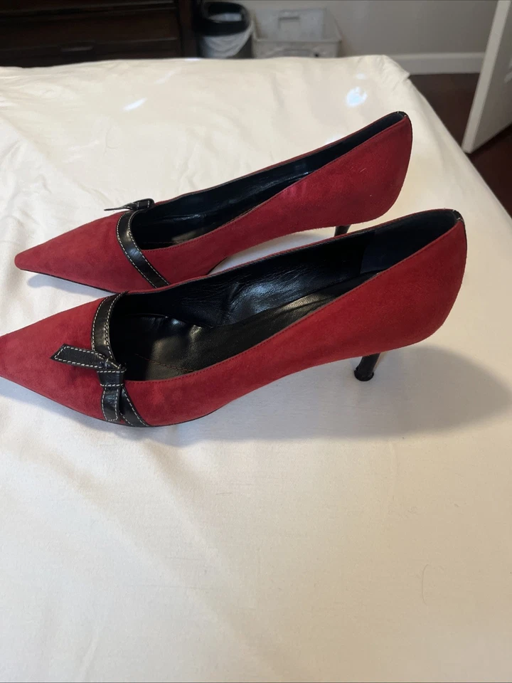 Kate Spade New York Pumps Red 8.5 Made in Italy red suede black bow.          c2 - Image 4 of 4