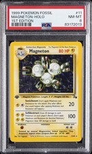 1999 POKEMON FOSSIL 1ST ED #11 MAGNETON-HOLO PSA 8