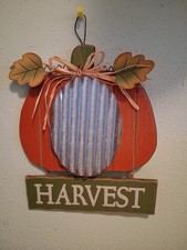 Pumpkin Fall Harvest Sign/Wall Hanging-Wooden/Metal-Thanksgiving-8 1/2 x 10