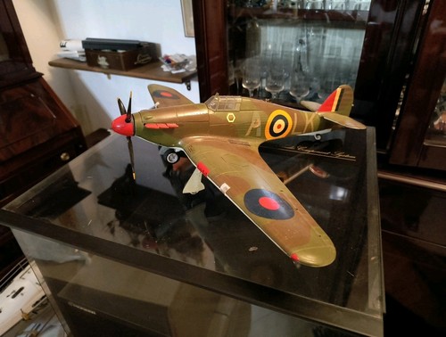 Hawker Hurricane 1/24 Airfix - Foto 13 di 15