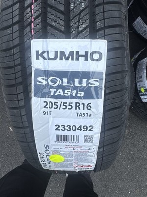 Kumho Solus TA51A 215/55R16 97H XL BW Tire (QTY 2) 2285383 2155516