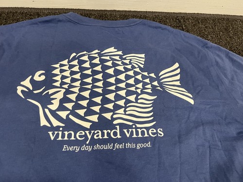 T-Shirt Vineyard Vines Everyday Should Feel This Good Blu Adulto Taglia Large L - Foto 8 di 8