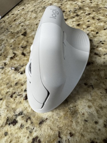 Logitech Lift For Mac Wireless Vertical Ergonomic Mouse, Bluetooth, Quiet - Picture 5 of 5