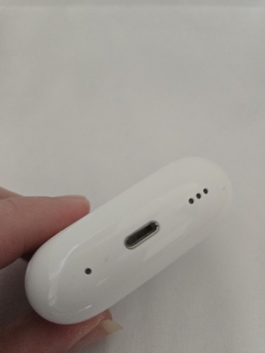 Apple A2700 Étui De Charge Sans Fil AirPods PRO 2 Original Pour A2699 A2698  - Zdjęcie 1 z 4
