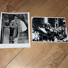 Rudolph Valentino rare photographs including one of his funeral.