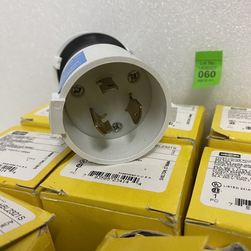 Hubbell HBL2321S 20A 250V 2-Pole 3-Wire Twist Lock Plug ( New In Box ) Lot Of 10 - Picture 2 of 5