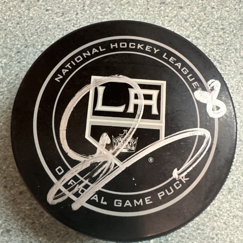 Drew Doughty Signed 8 Official NHL Puck Los Angeles Kings - Picture 2 of 7