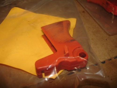 Stihl br400 throttle trigger    blower   part only bin 524 br 400.. - Picture 2 of 2