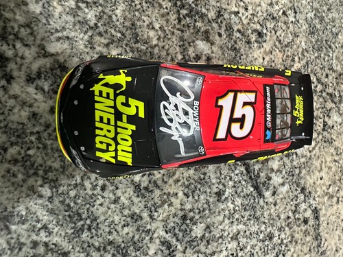 2013 DOUBLE SIGNED CLINT BOWYER, MICHAEL WALTRIP 5 HOUR ENERGY RACING CAMRY - Picture 6 of 11