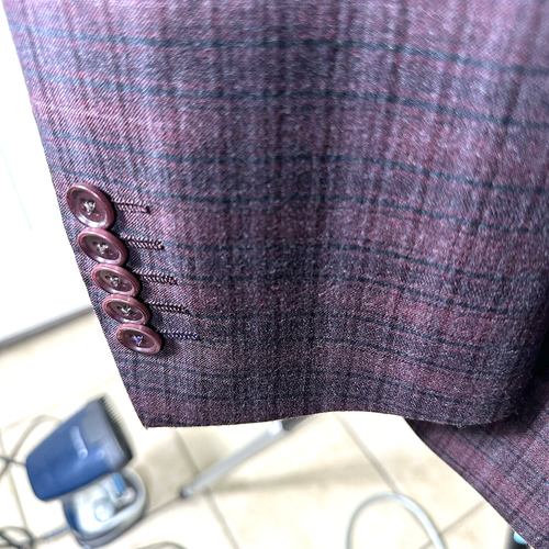 English Laundry sports coat 44R-34W, burgundy/Gray Plaid, Tailored threading. - Picture 8 of 20