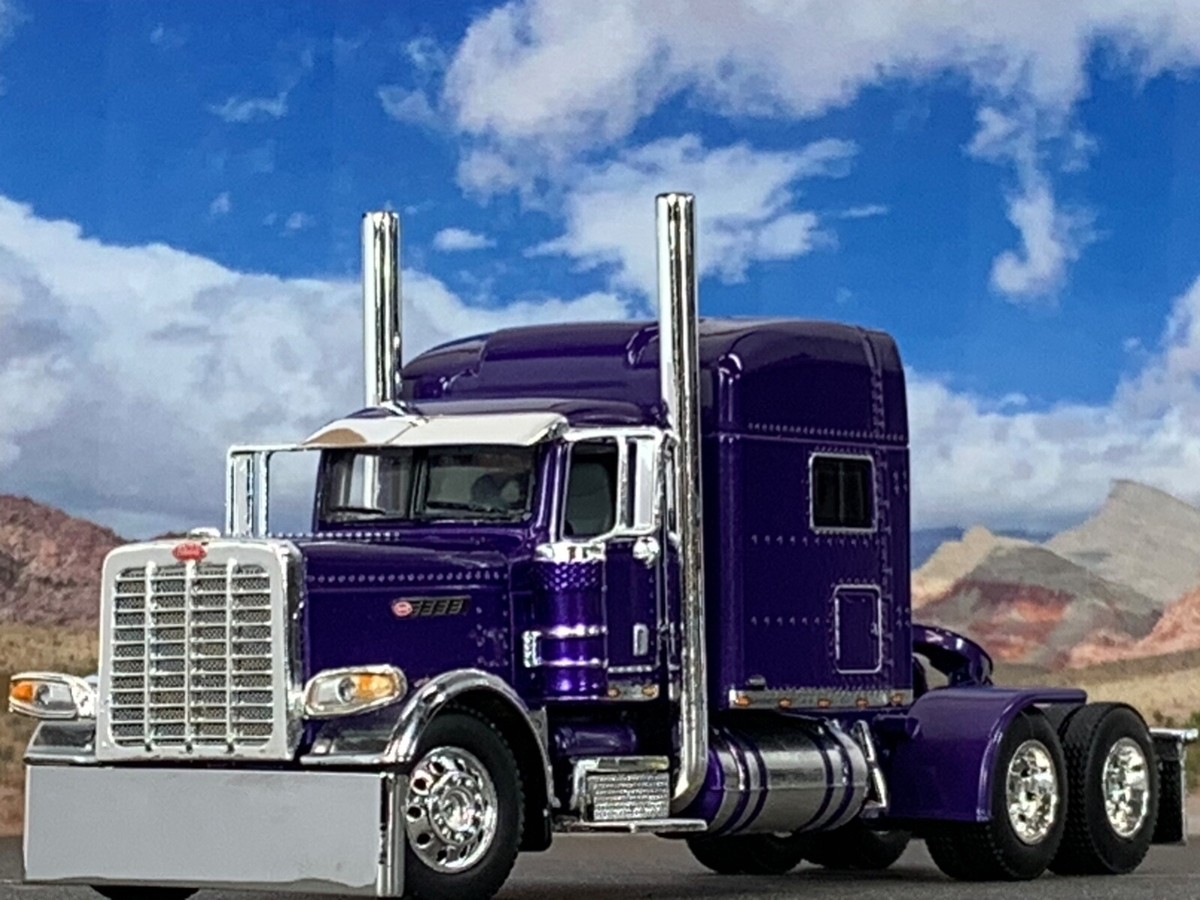 1/64 DCP PURPLE PRIDE & CLASS PETERBILT 389 W/ 70