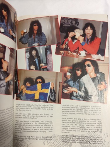 [MINT] KISS - Still On Fire - 1988 - The Definitive Kiss Biography - 120 Page   - Picture 4 of 6