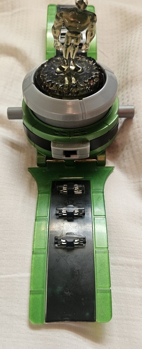 Bandai Ben 10 Alien Force - Ultimate Omnitrix Light & Sound