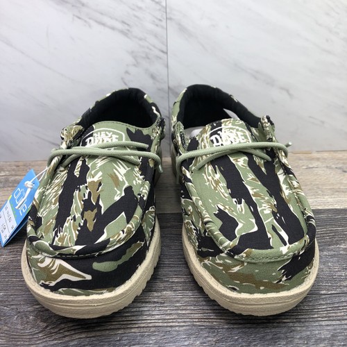 Hey Dude Wally Tiger Stripe Camo Stretch Slip On Casual Shoes Sz Youth 6 Lady 7 - Picture 2 of 11