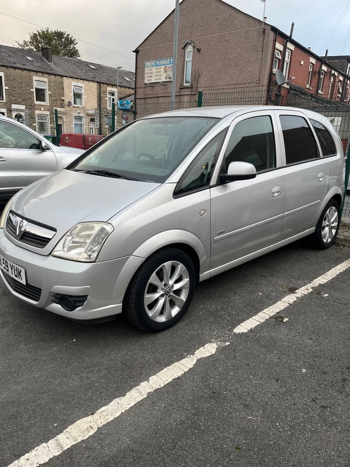 Vauxhall Meriva 1.4 petrol 5 door 2009 very tidy drives well No Mot - Image 4 of 4