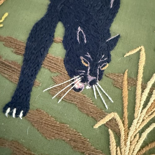 De Colección Bucilla Crewel Jungle 23” Elefante Pantera Negra Leopardo Acabado Lote Enmarcado - Imagen 7 de 23