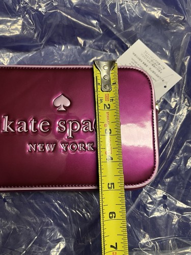 Kate Spade Oh Snap Mini borsa per fotocamera lampone scuro nuova - Foto 12 di 14