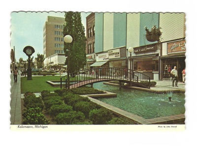 #ad Kalamazoo MI Beautiful Downtown mall vintage postcard unposted $4.46