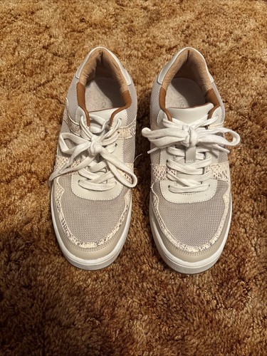 Lucky Brand Stucco beige Hinnia Leder Mesh Schnürschuhe Turnschuhe Damengröße 7,5M - Bild 1 von 5