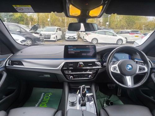 2022 BMW 5 Series 2.0 Plugin Hybrid PCO Eligible 12kWh M Sport 5 Seats 2 Keys UL - Picture 14 of 24