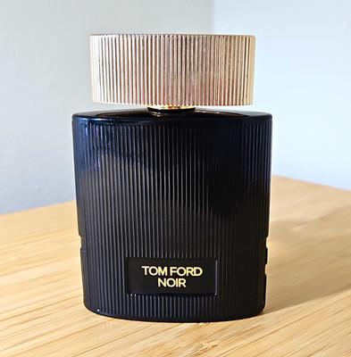 Tom Ford Noir Pour Femme Eau de Parfum Spray 3.4 fl oz / Regular Size