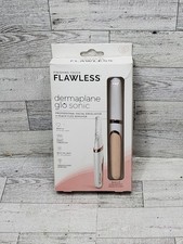 Finishing Touch Flawless Dermaplane Glo Sonic Lighted Facial Exfoliator