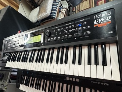 Roland GW-8 Workstation 61-Key Electronic Keyboard Latin Collections V2