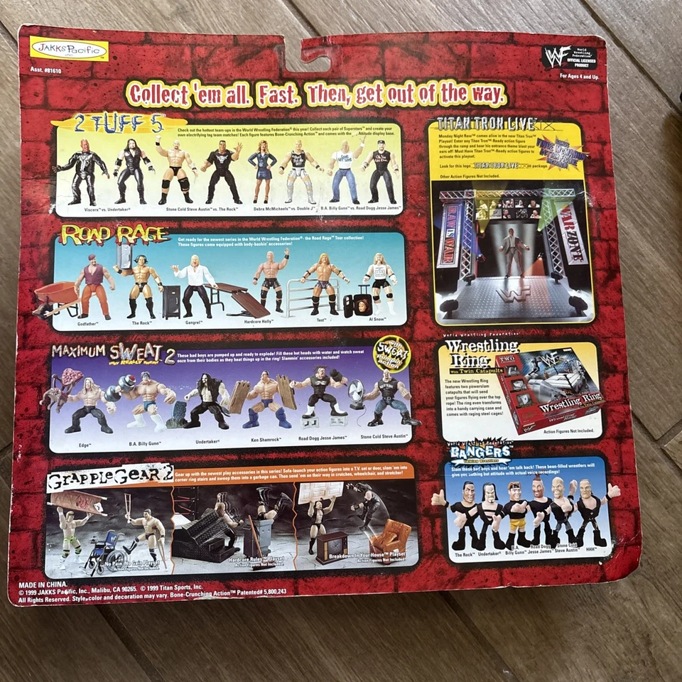 RARE VINTAGE SUMMER SLAM 1999 DEBRA MCMICHAELS VS DOUBLE J "6 WRESTLING FIGURES - Image 2 of 2