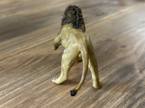 2003 Papo brüllender/klatschender männlicher Löwe Spielzeug Tierfigur im Ruhestand - Bild 4 von 10