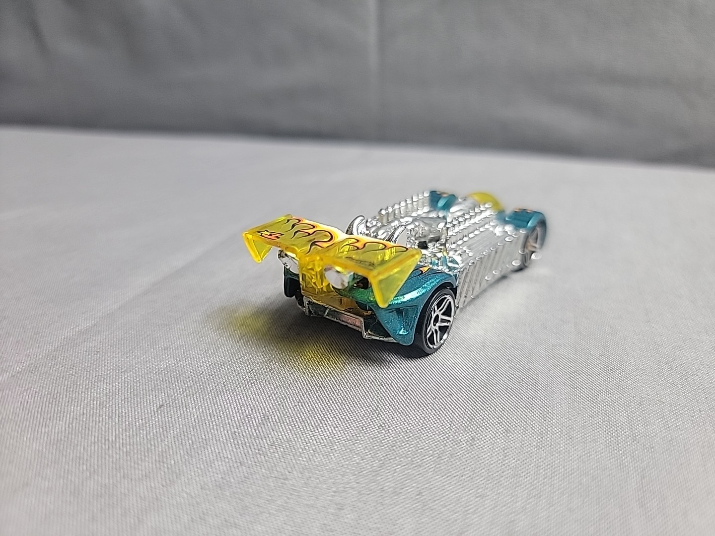 Picture 4 of 9