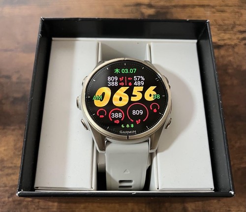 GARMIN Fenix 8 Sapphire AMOLED GPS Smartwatch 43mm White with Suica