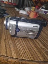 Sony DCR-TRV30 MiniDV Digital Video Camera Handycam Camcorder Used