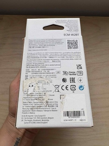Microphone numérique sans fil Bluetooth Sony ECMW2BT 600 pieds - Photo 5 sur 5