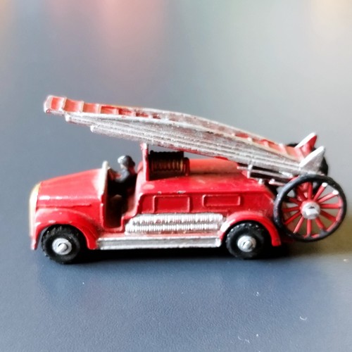 LESNEY diecast modelcar. No. 9A from 1955. Dennis Fire Escape Engine. - Picture 7 of 8