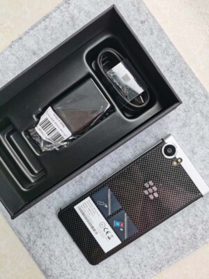 Blackberry keyone BBB100-2 箱付き BlackBerry KEYone Review: Black Edition (BBB100-1)