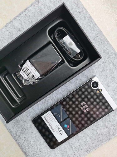 Unlocked BlackBerry Keyone K1 4G Android 64GB 12MP physical keyboard (BBB100-4 ) - Picture 3 of 10