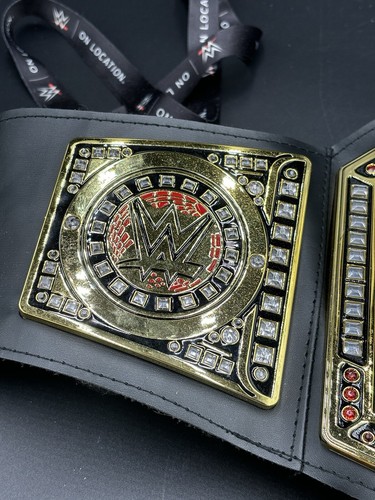 WWE Wrestling Figures Replica Belt And Lanyard - Picture 9 of 12