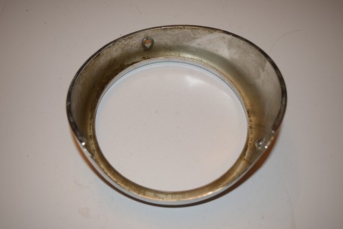 1964 FULL SIZE FORD FOMOCO GALAXIE RH INNER HEADLIGHT DOOR TRIM BEZEL - Foto 10 di 13