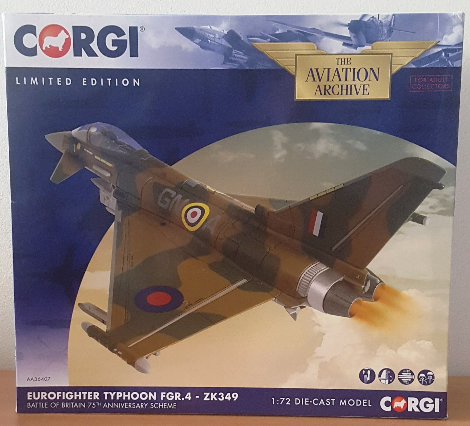 Corgi AA36407 1 72 Eurofighter Typhoon F.Mk 2 Slaget vid F örenade kungarikets 75 e årsjubileum Corgi AA36407 1 72 Eurofighter Typhoon F.Mk 2 Slaget vid F örenade kungarikets 75 e årsjubileum