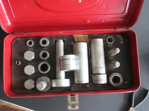 TECUMSEH ENGINE TOOL KIT CASE SEAL BEARING BUSHING DRIVERS Vintage          BSMT