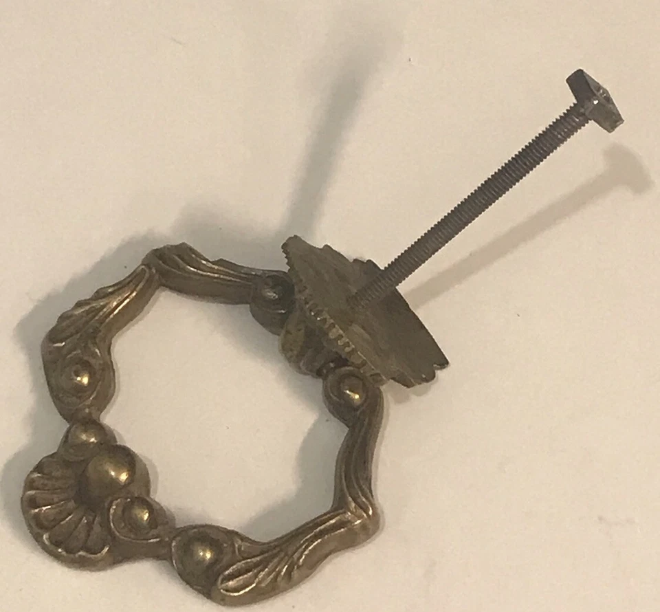 Ancienne poignées porte meuble articulées en laiton où Bronze - Photo 2/4